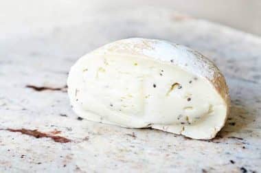 Liste de tous les fromages d’Auvergne et leurs caractéristiques savoureuses