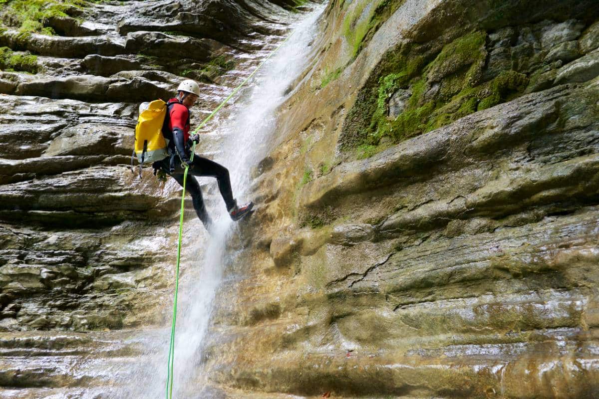 canyoning sport activité loisir outdoor verdon